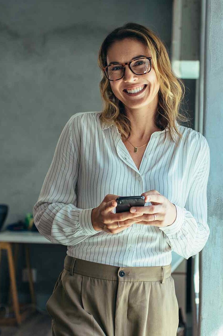 https://accofinsolutions.com/wp-content/uploads/2020/09/fluid_hero_08-850x1280.jpg